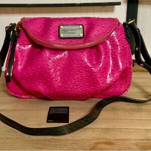 Marc By Marc Jacob’s Crossbody fuchsia
